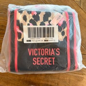 NIP Victoria's Secret Leopard Print Canvas Tote Bag Pink Logo Large